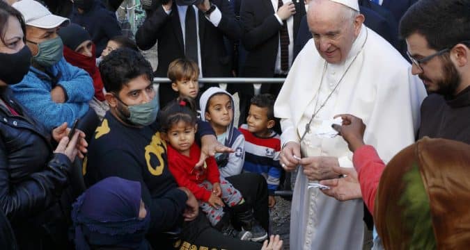Stop this shipwreck of civilisation, pope pleads on Lesbos