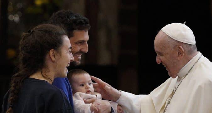 Even the Holy Family felt stress, pope tells families