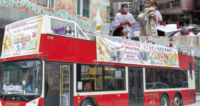 Evangelising by open-top bus