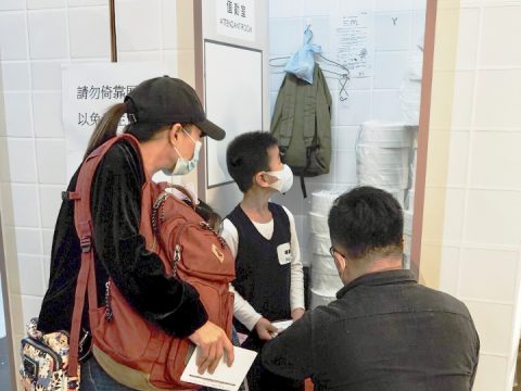 Better working environment for toilet attendants needed