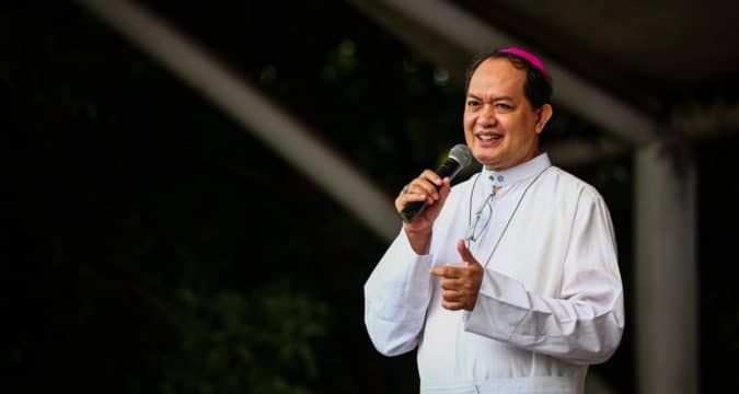 Philippine bishops attack bid to distort history as poll looms