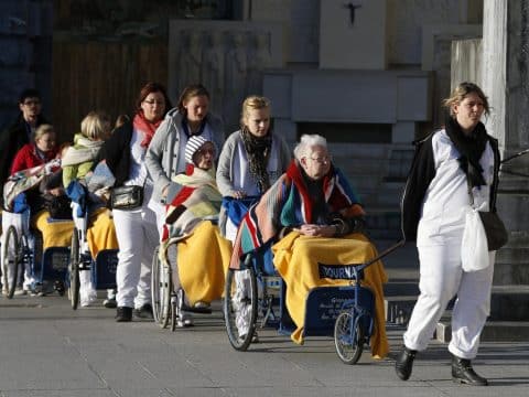 Care and dignity most important, pope says in World Sick Day message