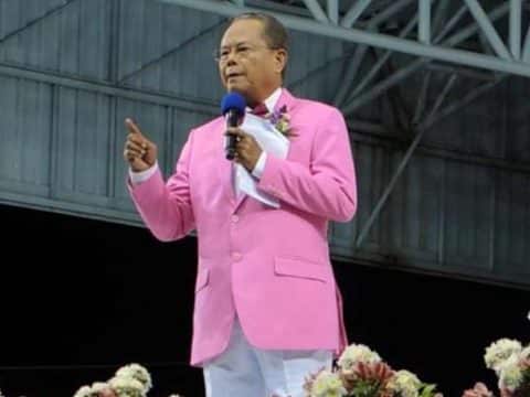 Lay group leader rapped for unofficial endorsement of presidential candidate