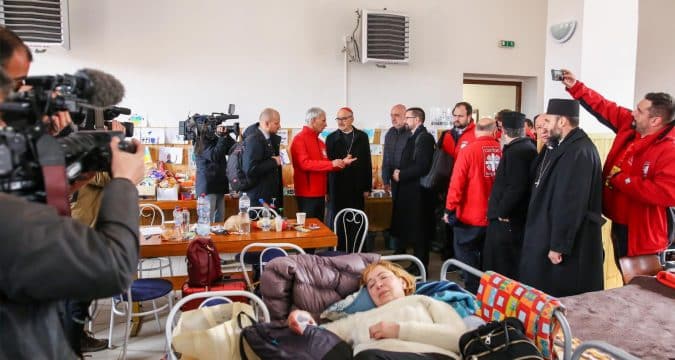 Horror of war ‘lodges in your gut’ when recounted by refugees, cardinal says