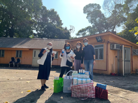 Care for migrant workers amid Omicron surge