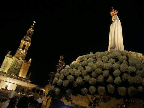 Pope to consecrate Russia and Ukraine to Mary