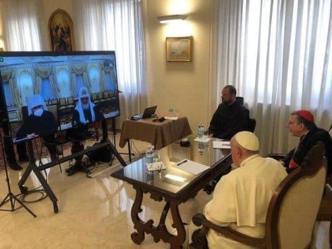 Pope speaks with Russian Orthodox patriarch