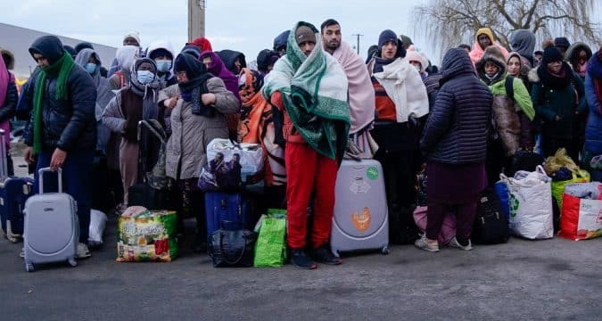 Pope thanks Poland for welcoming Ukrainian refugees
