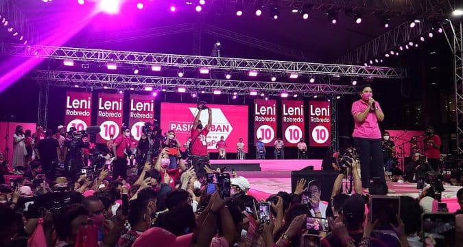 More than 400,000 at biggest Philippine election campaign rally