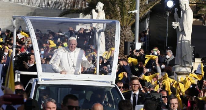 After Malta trip, pope says ‘I am available’ for Ukraine visit