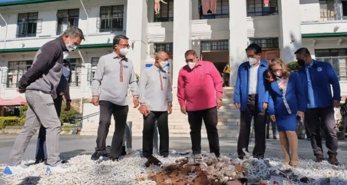 Philippine city intensifies anti-smoking campaign