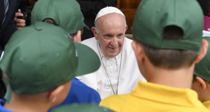 Educators must learn from, not relive, the past, pope says