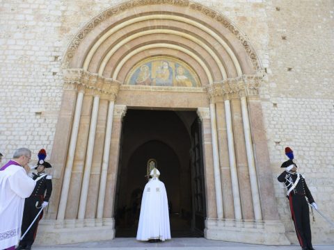 Forgiveness is the only weapon against war, pope says