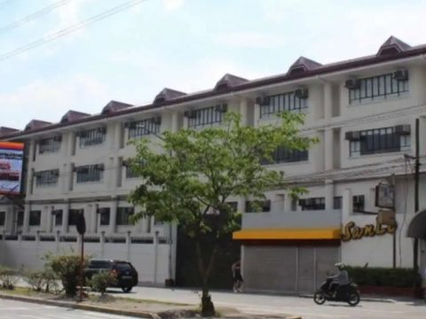 Alarm as schools close in the Philippines
