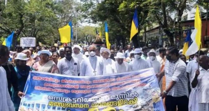 Talks fail to end Indian fisherfolk port protest