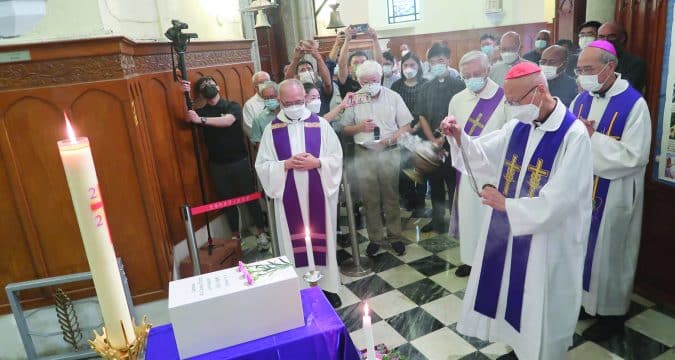 Mortal remains of Cardinal Wu interred at cathedral