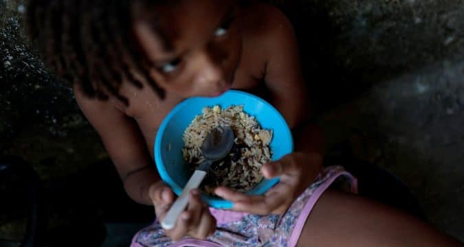 Food cannot be used as ‘bargaining chip,’ pope says