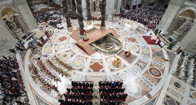 Pope prays for Church unity on anniversaryof Vatican II