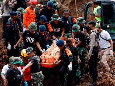 Caritas aids Indonesia quake victims