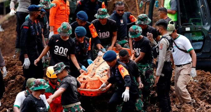 Caritas aids Indonesia quake victims
