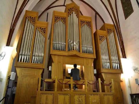 Grand organ from Japan installed in Hanoi cathedral
