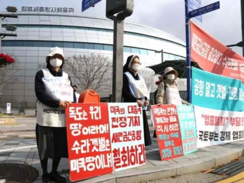 Korean nuns oppose airport project