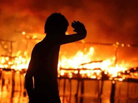 Huge blaze displaces 700 families in Cebu