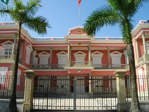Macau migrants concerned by baby deportation order