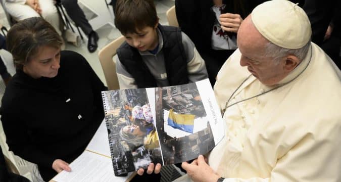 Pope given names of Ukrainian prisoners of war