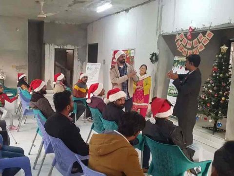 Christmas with a difference for hearing impaired Pakistanis
