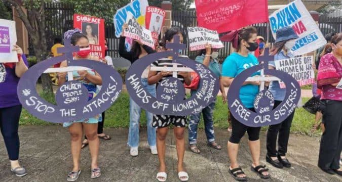 Filipino women march to end domestic violence