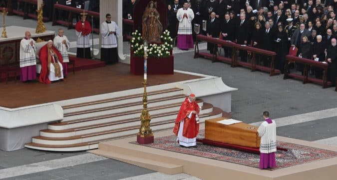 Pope Francis remembers Benedict’s ‘wisdom, tenderness, devotion’