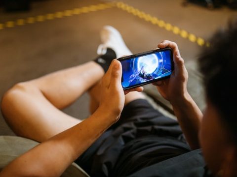 Making young people take their eyes off the screens of their gadgets