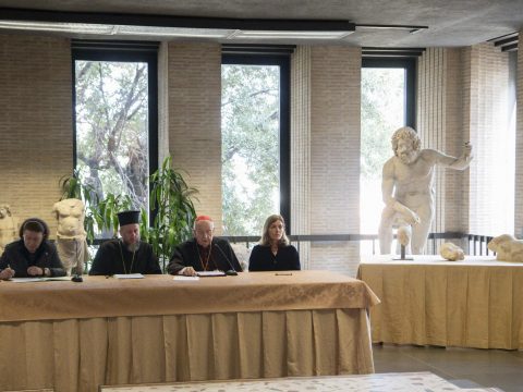Vatican returns Parthenon marbles to Greece