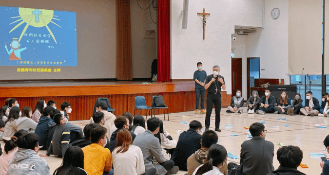 Bishop addresses concerns of diocese’s young people