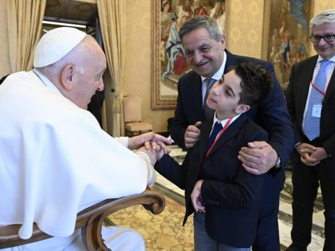 Limited access to medication is ‘hidden euthanasia,’ pope says