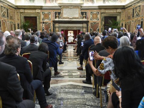 Charity must be backed by faith, pope tells Caritas delegates