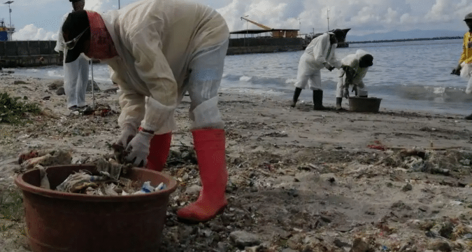Trading plastics for rice to tackle pollution