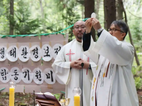 Korean Catholics oppose new airport in Jeju island