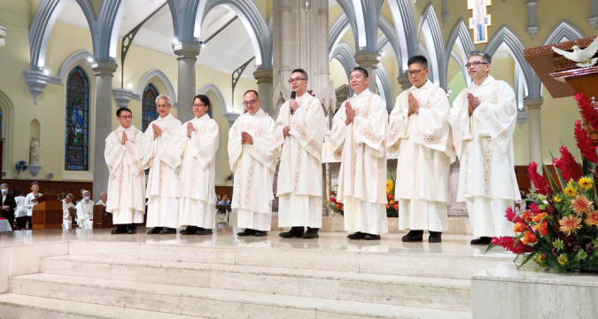 Eight permanent deacons ordained for Hong Kong