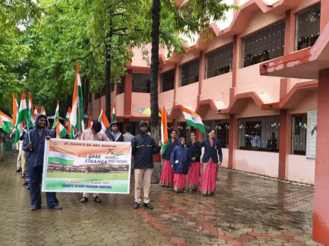 Police told to remove blockade of Indian Catholic school
