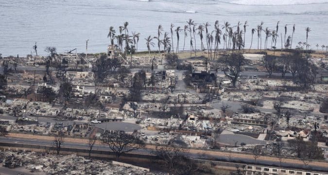 Pope offers prayers for victims of Hawaiian fires