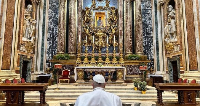 Pope entrusts 45th apostolic journey to Mary, Salus Populi Romani