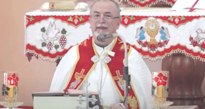Dissenting priests in India face excommunication over liturgy dispute