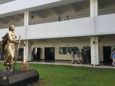 Philippine bill to allow exams without tuition fees sparks row