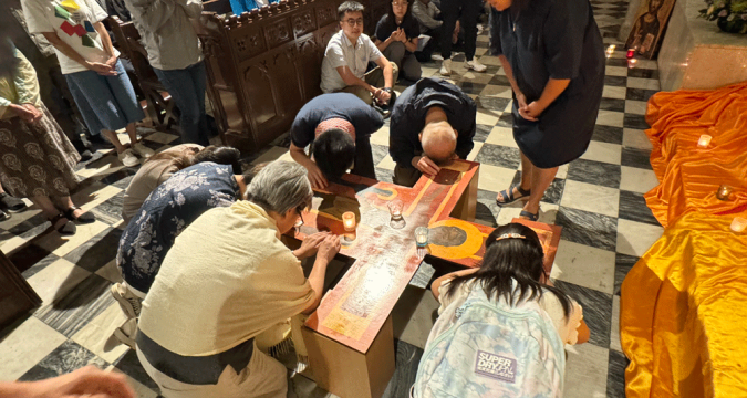 Hong Kong’s Christians gather to pray for world peace