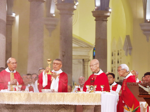 Church should be a healing station on the battlefield of life, Cardinal Chow says