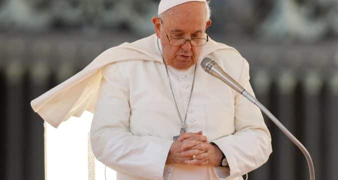 Pope prays for ‘just peace’ in Middle East and Ukraine