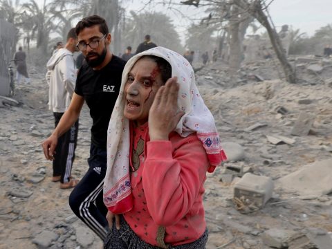 Broken truce in Gaza means only death and misery, pope laments