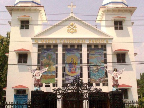 Priests ignore pope’s exhortation to settle liturgy dispute in India